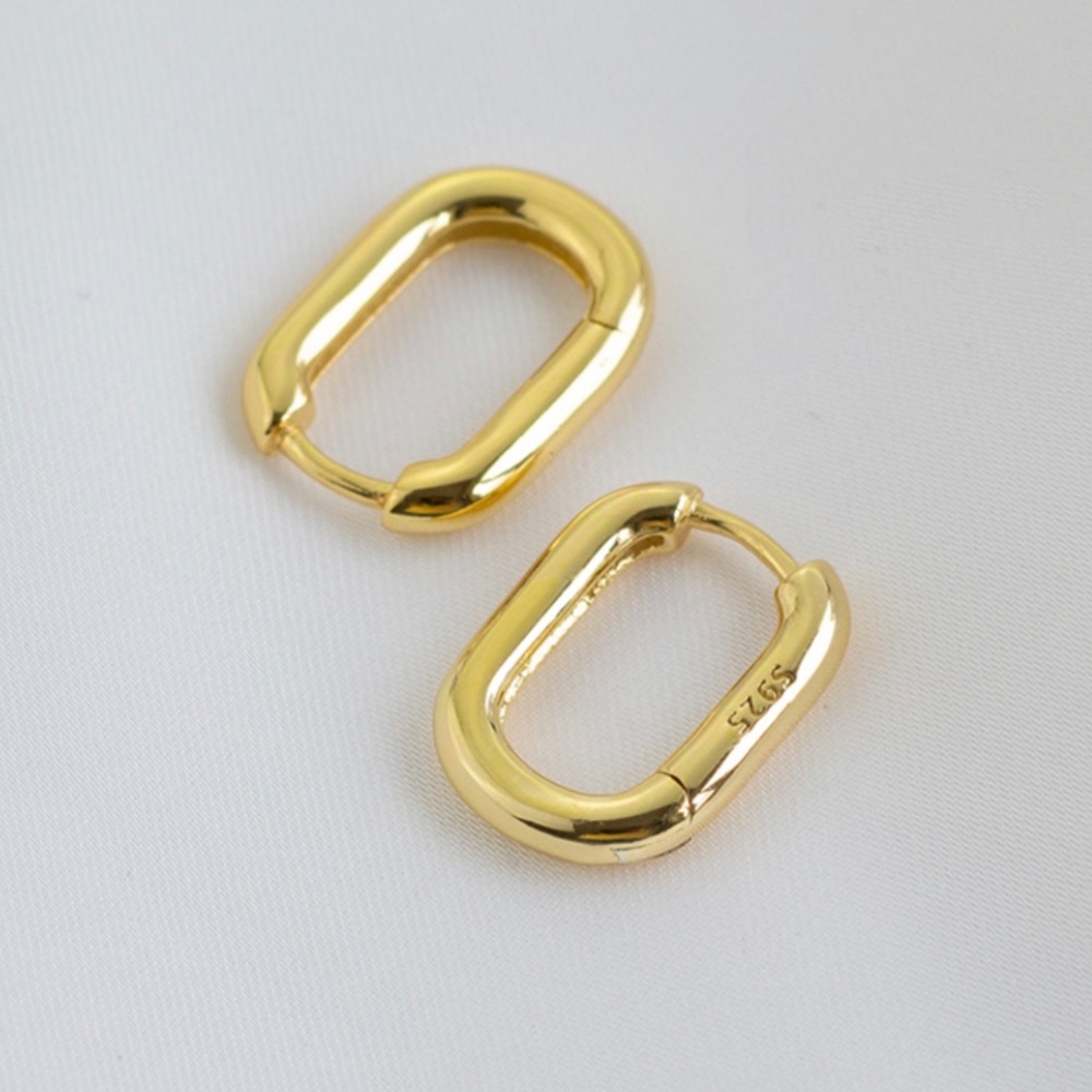 Last1! 18k Gold Small Chunky U-Link Hoop Earrings - Picture 3 of 7